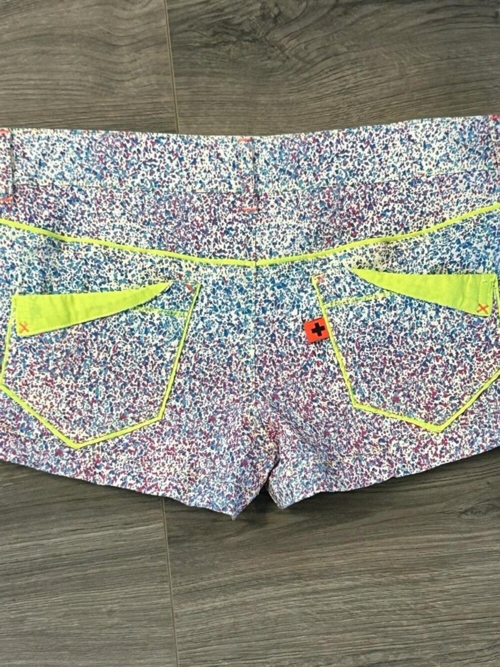 Andrew Christian Shorts Mens 32 Multicolor Neon Splatter Chino Stretch 2" Inseam - Picture 2 of 12